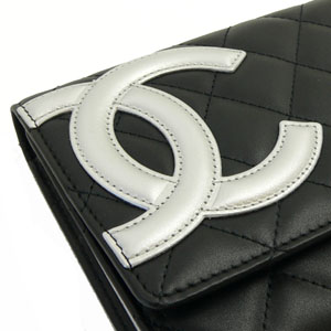 シャネル CHANEL 長財布 二つ折り カンボンライン レザー ココマーク キルティングA46645