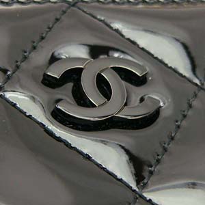 シャネル長財布 CHANEL シャネル 財布 ラウンドファスナー パテントレザー ココマーク キルティング マトラッセ ブラック A50097