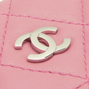 シャネル財布CHANEL  Wホックフラップ マトラッセ レザー キルティング ライトピンク A48983