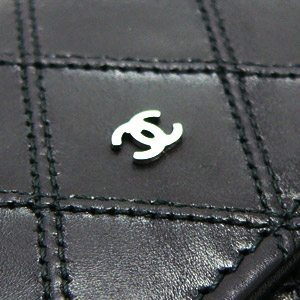 シャネル財布 CHANEL  二つ折り キルティング レザー ココマーク ブラック A50934