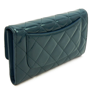 シャネルCHANEL 長財布 三つ折り ココマーク パテント キルティングレザー/マトラッセ ターコイズ A31506