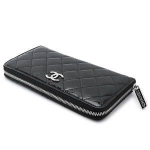 シャネル長財布 CHANEL ラウンドファスナー パテントレザー ブリリアント キルティング ブラック A50106