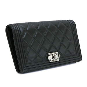 CHANELシャネル 財布 二つ折り BOY CHANEL/ボーイシャネル パリボンベイ キルティング マトラッセ レザー ブラック A68722
