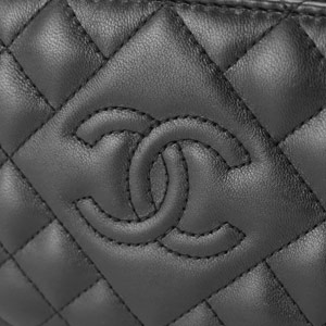 シャネル財布 CHANEL  ラウンドファスナー キルティング/マトラッセ レザー ココマーク ブラック A80110