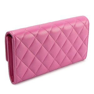 シャネルCHANEL 財布 二つ折りフラップ タイムレスクラシック マトラッセ レザー フューシャピンク A50096
