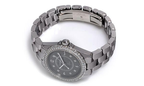 シャネル  Ｊ１２ クロマティック ３８ H2566