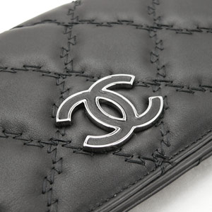 CHANEL財布 シャネル 二つ折り キルティング レザー ココマーク ブラック A69094 BK