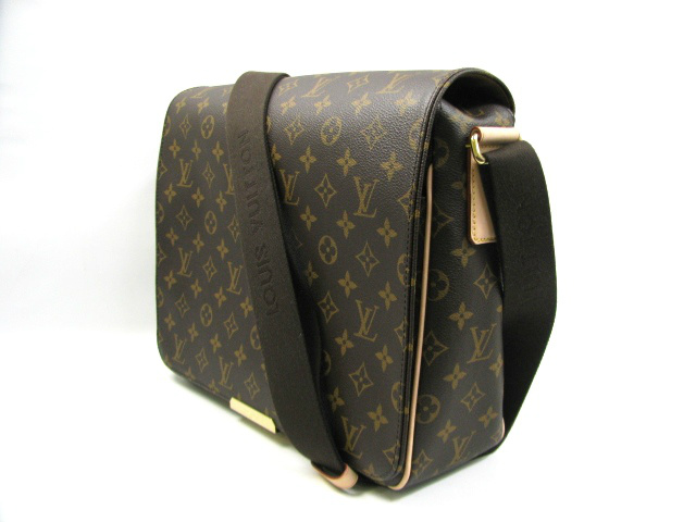 ブランドLOUIS VUITTON ルイヴィトン ヴァルミーMM 斜め掛けショルダーバッグ モノグラム M40523