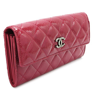 シャネルCHANEL 二つ折りフラップ ココマーク キルティング パテントレザー レッド系 A69351 Y25149 0A468