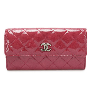 シャネルCHANEL 二つ折りフラップ ココマーク キルティング パテントレザー レッド系 A69351 Y25149 0A468