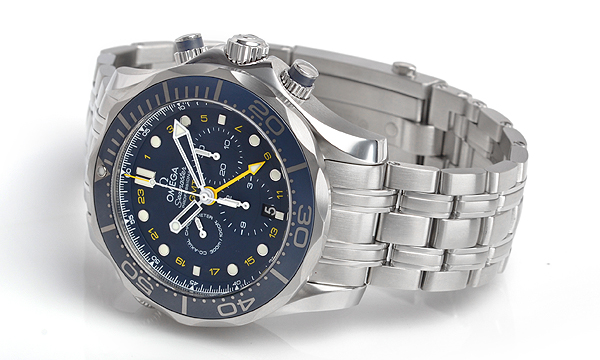 素晴らしいオメガ シーマスター ダイバー300M コーアクシャルGMT クロノグラフ44MM 212.30.44.52.03.001