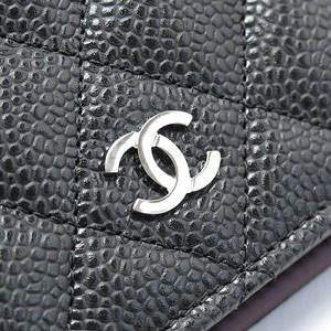 シャネル財布CHANEL 二つ折り ココマーク キルティング キャビアスキン ブラック×ボルドー/SV A31509 CAVIAR BLACK