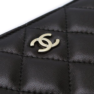 シャネルCHANEL  財布 ラウンドファスナー ココマーク キルティング マトラッセ ラムレザー ブラック×ボルドー A50097 Y01295 C3906