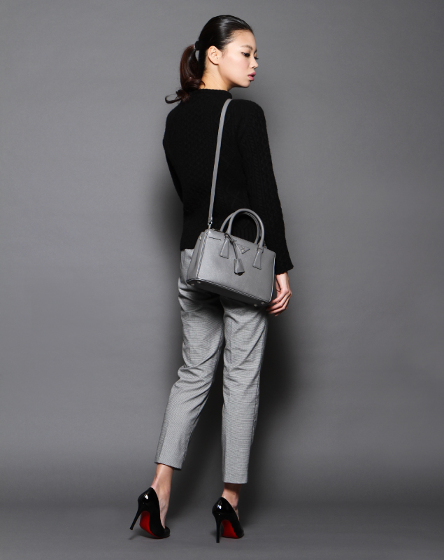 プラダ バッグ SAFFIANO LUX ショルダー付 ハンドバッグ ミニ MARMO BN2316 NZV F0K44