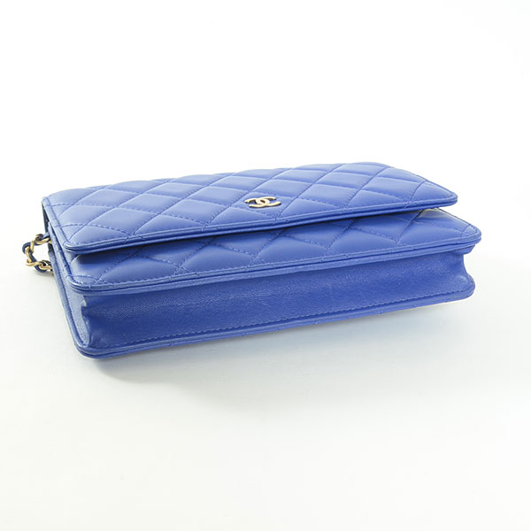 シャネル CHANEL チェーンウォレット A33814バッグ ラムスキン