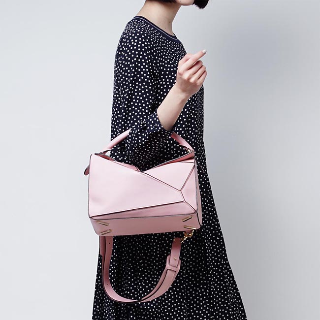 ロエベ/LOEWE ハンドバッグ(2WAY仕様) PUZZLE SMALL CLASSIC CALF SOFT PINK ピンク系 32230 k74 7610 レディース