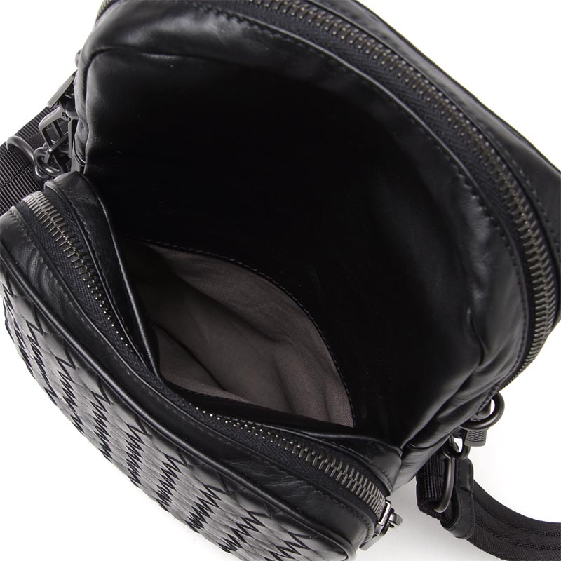 ボッテガヴェネタ/BOTTEGA VENETA ショルダーバッグ EXTRA LIGHT ネロ ブラック系 407385 vaxt1 1000 メンズ