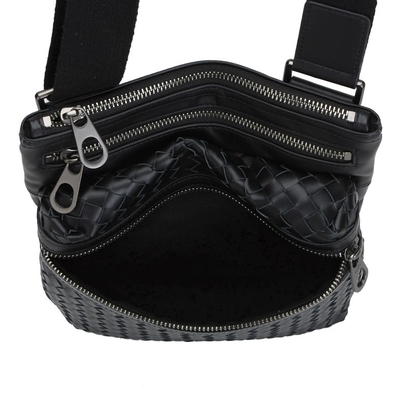 Bottega Veneta  カーフ ショルダーバッグブラック39930-9BK