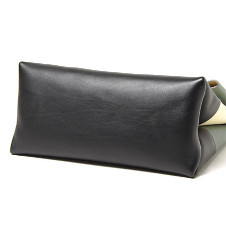 セリーヌ/CELINE/ レザー ショルダーバッグ/ALL SOFT /Almond17218 3pia 29lm【秋冬】 レディース