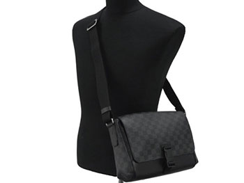 ルイヴィトン ダミエ・グラフィット　LV　メンズ　メッセンジャーバッグ　ショルダー　斜めがけ　メッセンジャーPM　N41457