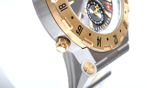 ブルガリ ディアゴノ プロフェッショナル GMT GMT40C5SGD