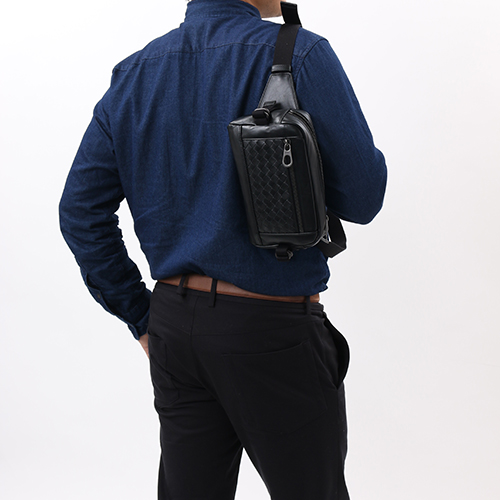 ボッテガヴェネタ BOTTEGA VENETA ウエストバッグ イントレチャート ブラック 368899 VQ121 1000 2015年春夏新作 メンズ