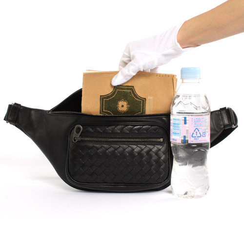 ボッテガヴェネタ/BOTTEGA VENETA バッグ メンズ イントレチャートウエストバッグ ブラック 222310-V4644-1000