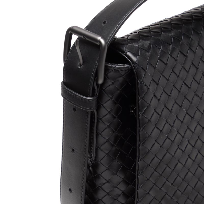 ボッテガヴェネタ BOTTEGA VENETA ショルダーバッグ LEGGERO NERO ブラック系 406275 vq131 1000 メンズ