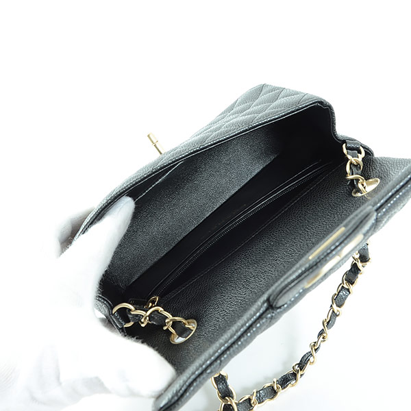 ブランドCHANEL シャネル ミニマトラッセ チェーンショルダーバッグ キャビアスキン ダークグレー/ゴールド金具 A69900