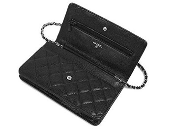 シャネル　チェーンウォレット　ストラップ付き長財布　CC　ココ　マトラッセ　キャビアスキン　ブラックｘボルドー　シルバー金具　A33814 Y01588 C3906