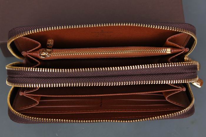 ルイヴィトン 新作ファスナー財布 モノグラム 長財布 M62732