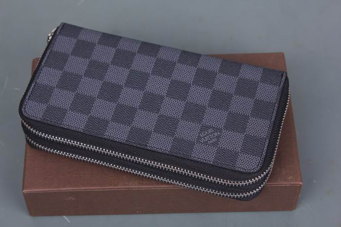 ルイヴィトン 新作ファスナー財布 LOUIS VUITTON ルイヴィトン 2012 ダミエ グラフィット財布 M62732G