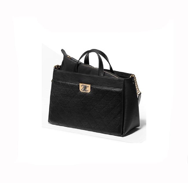 CHANEL シャネル 16A秋冬 レザーの質感が素敵！マトラッセBAGラージ  A93581Y6102194305