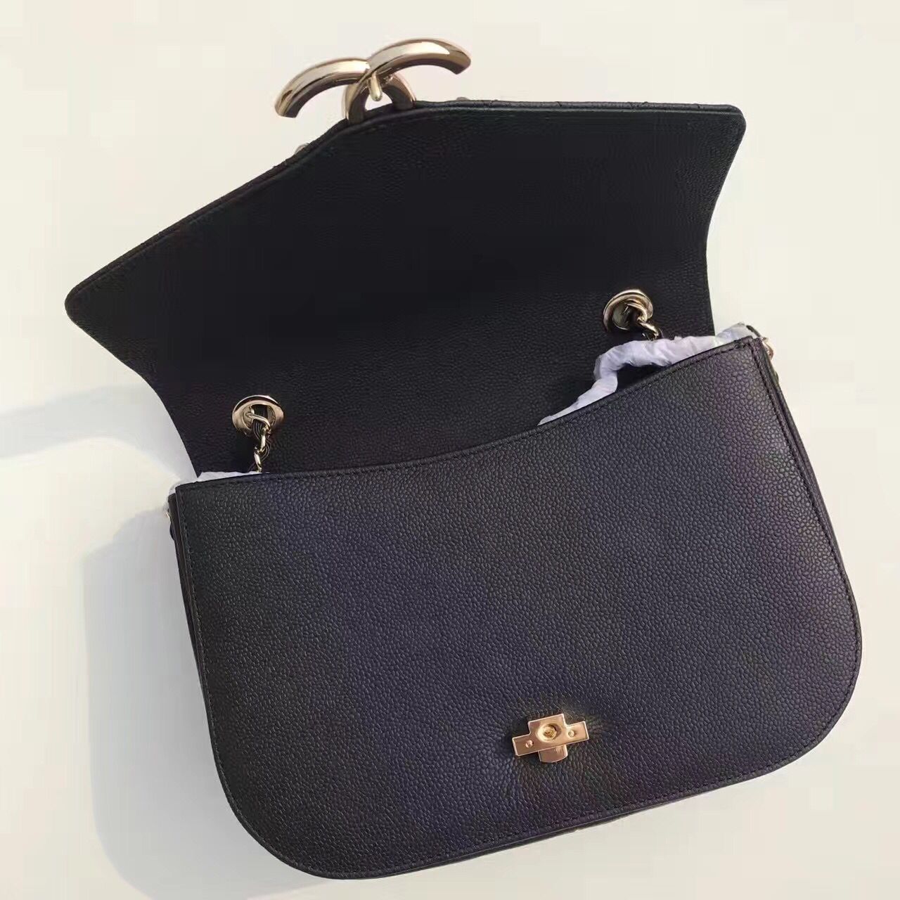 ブランドシャネル  chanel ハンドバッグ　グレインド　カーフスキン　ブラック A93659 Y61153 C0201