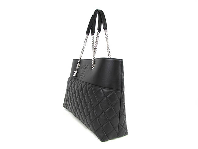 シャネル CHANEL チェーントートバッグ ブラック レザー A652210
