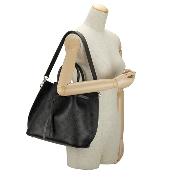 ルイヴィトン LOUISVUITTON ジロラッタ M54402バッグ マヒナ 黒 モノグラム パンチング バイカラー エレガント