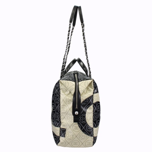 シャネルショルダーバッグ CHANEL  レディース マトラッセ ネイビー A93342 Y83371 4B544 
