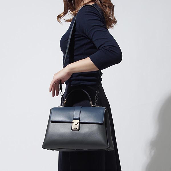 ボッテガヴェネタ BOTTEGA VENETA ハンドバッグ 2WAY レディース レザー 本革 ギフト プレゼント 495848 vcgp0 2000 ピアッツァ NAPPA