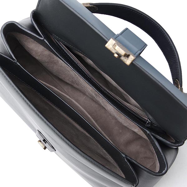 ボッテガヴェネタ BOTTEGA VENETA ハンドバッグ 2WAY レディース レザー 本革 ギフト プレゼント 495848 vcgp0 2000 ピアッツァ NAPPA