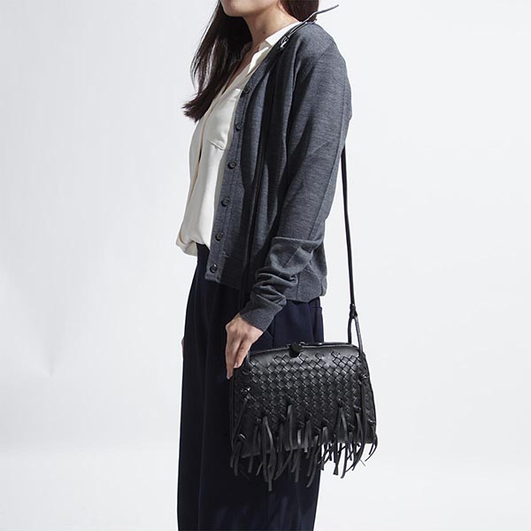 ボッテガヴェネタ BOTTEGA VENETA ショルダーバッグ ブラック レディース ギフト プレゼント レザー 本革 387063 vco70 1000 ノディーニ