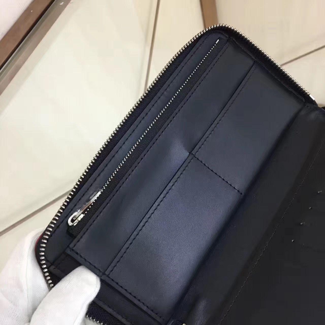 ルイ ヴィトン Louis Vuitton/ジッピーウォレット・ヴェルティカル N63304