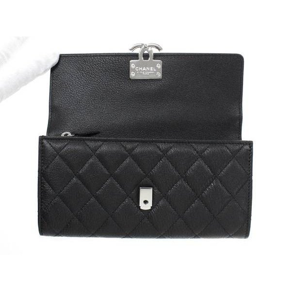 シャネル財布 フラップ ウォレット マトラッセ ココマーク ラムスキン A84426 CHANEL 財布 二つ折り財布
