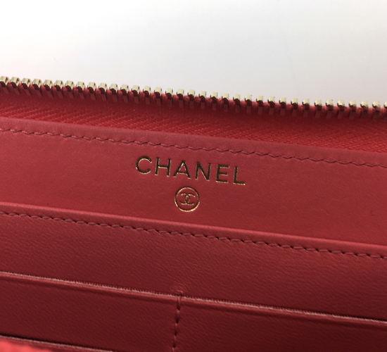 シャネル ロゴプレート ラウンドファスナー長財布 ピンク ラムスキン A80979 レディース
