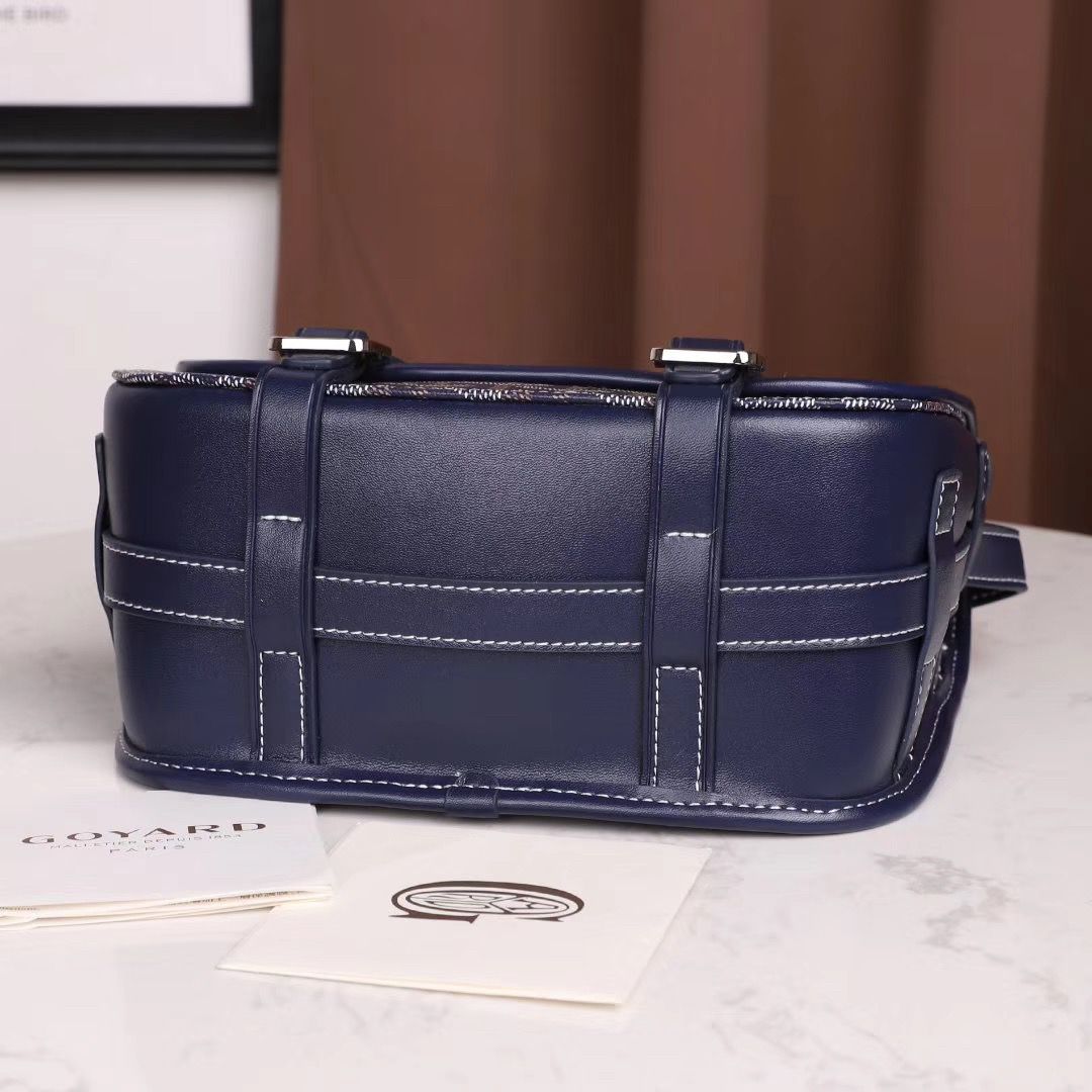 GOYARD ベルヴェデール ユニセックス ショルダーバッグ ネイビー×シルバー金具 Goyard2020014