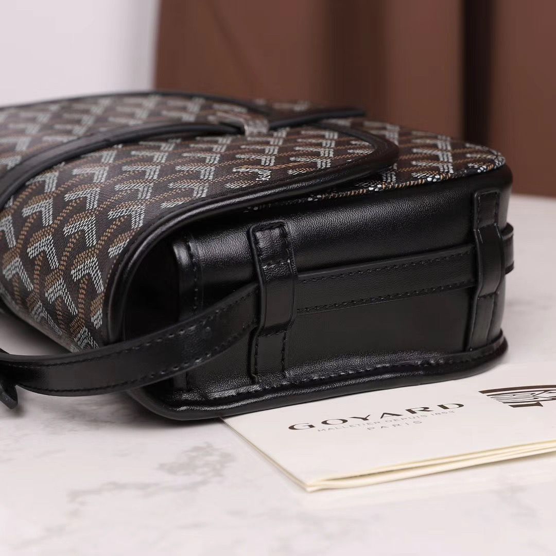 GOYARD  ベルヴェデール SAC BELVEDELE 2 PM  レザー  ショルダーバッグ  Goyard2020044