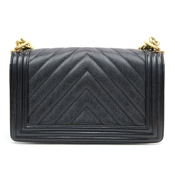 シャネル 【CHANEL】 ボーイシャネル キャビアスキン シェブロン フラップバッグ ブラック ミディアム チェーンショルダー 斜め掛け キルティング Vステッチ A67086