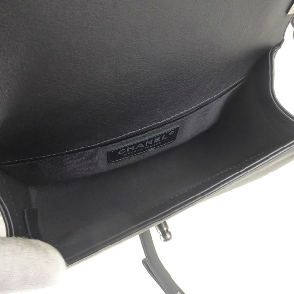 シャネル （CHANEL） ラムスキン マトラッセ Vステッチ ボーイシャネル チェーンショルダー スモール ハンド バッグ A67085
