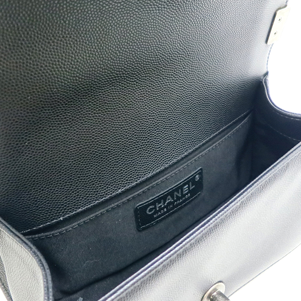 CHANEL シャネル ボーイ チェーン A67085 ショルダーバッグ キャビアスキン ブラック レディース