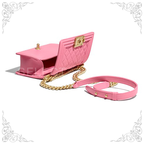 CHANELバッグ シャネル BOY CHANEL スモール ハンドバッグ A67085 Y09939 5B454