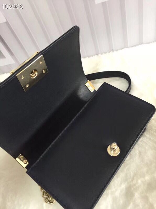 CHANEL シャネル 19Cクルーズコレクション BOY CHANEL スモール ハンドバッグ A67085 Y84156 C5638 
